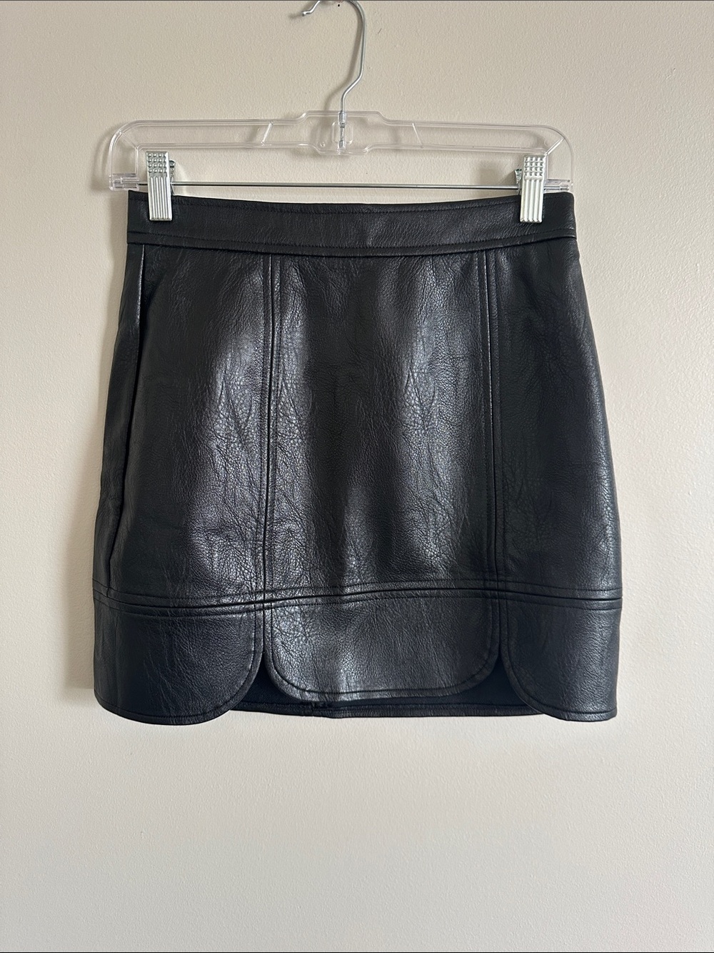 NWT Vegan leather mini skirt - Picture 12 of 13